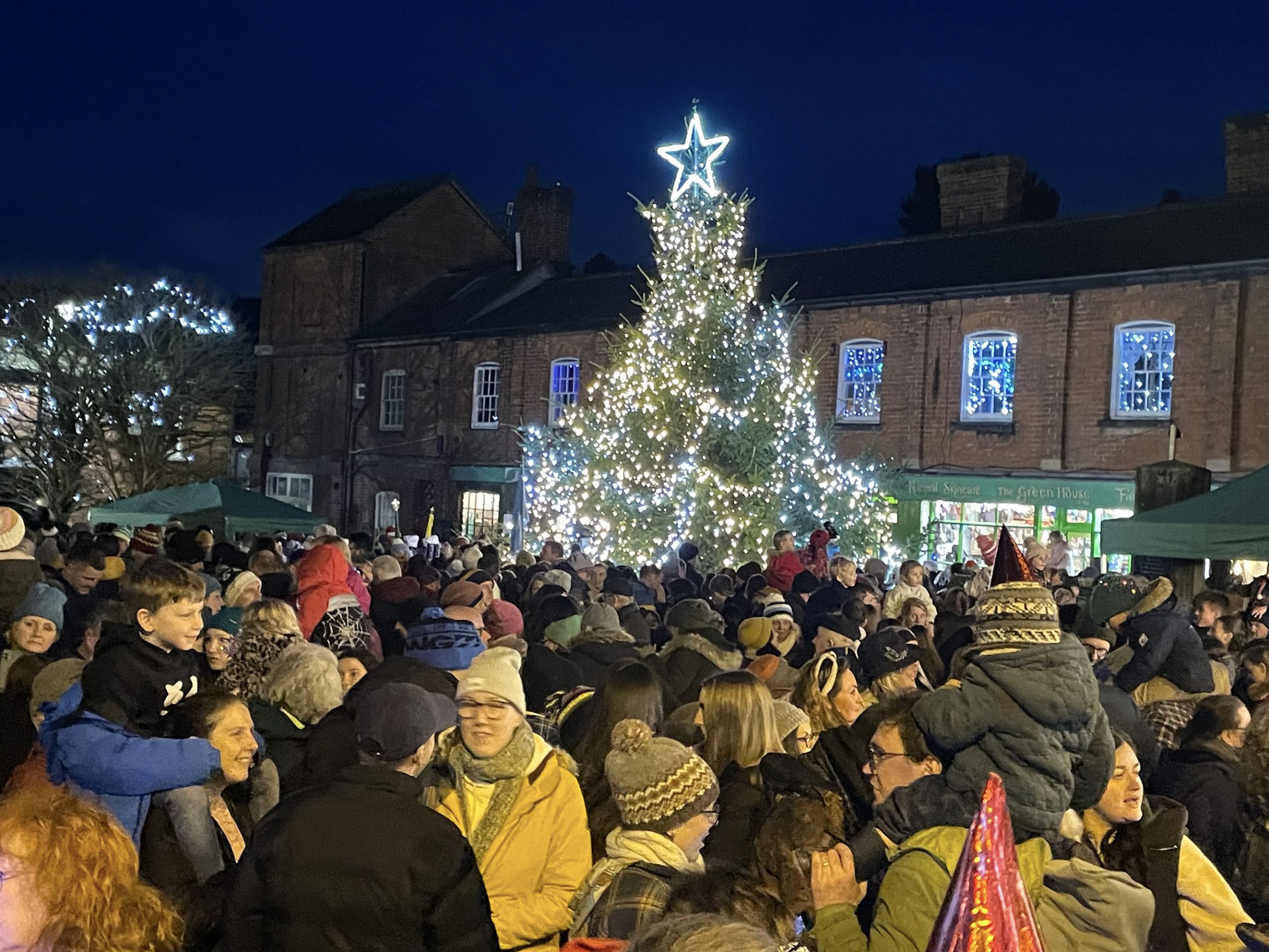 Council Proudly Delivers ‘Surprise Christmas’ After Keeping Residents Guessing Since April